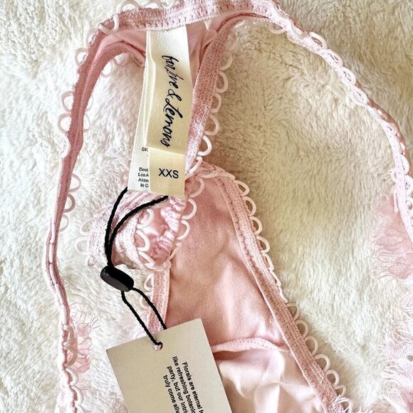 NWT For Love & Lemons Pink Faye Thong Panty - XXS - Picture 3 of 6